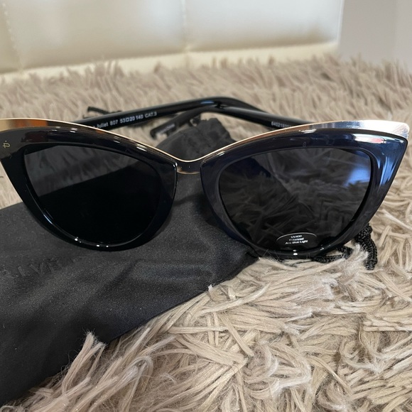 NWT Polarized Prive Revaux Juliet - Picture 3 of 8